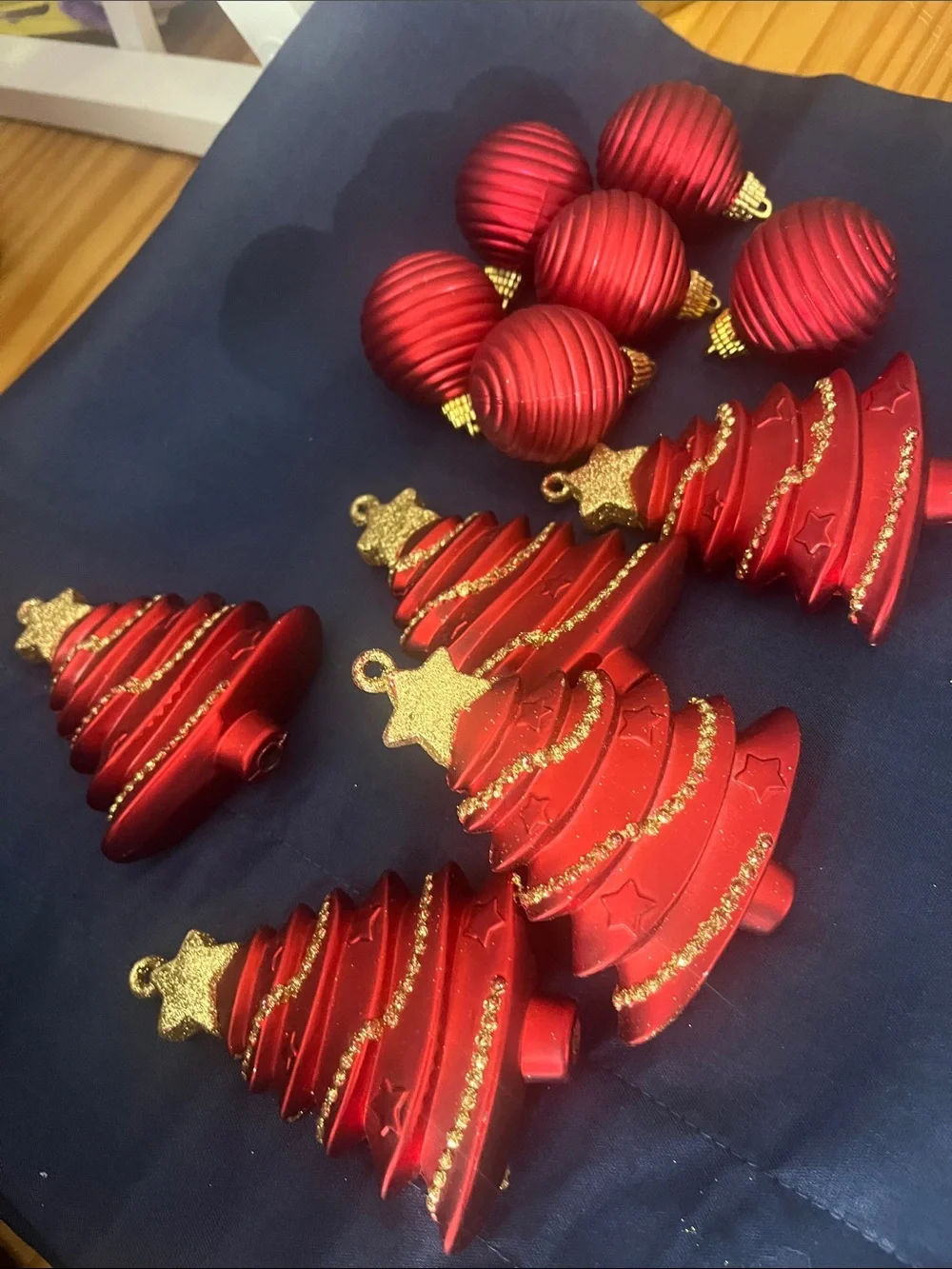 Red & Gold Christmas Tree and Bauble Ornament Set